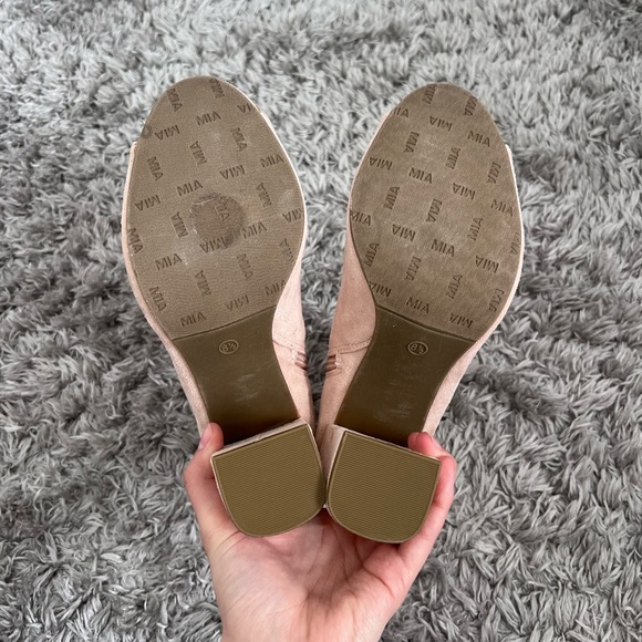 Mia zip up booties - Picture 4 of 4